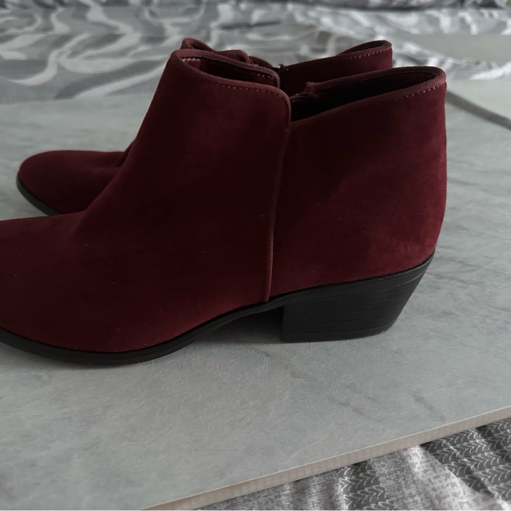 Burgandy Boot - Picture 8 of 8